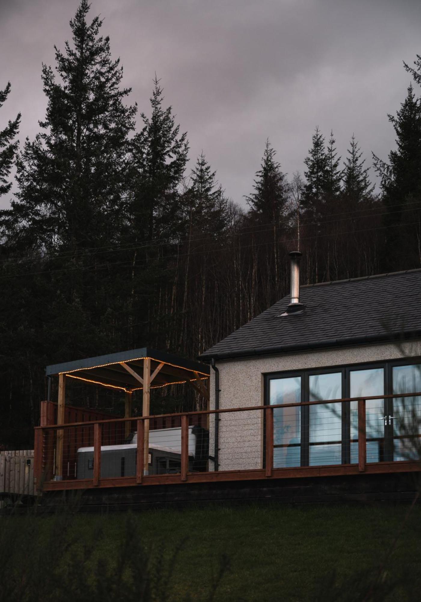 Shoreland Lodges - Cherry Lodge Fort Augustus Exterior foto