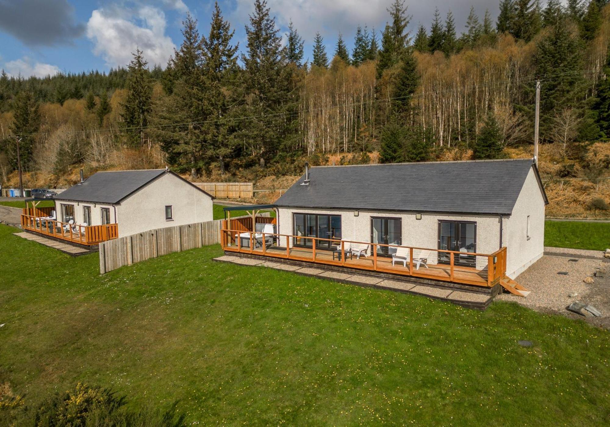 Shoreland Lodges - Cherry Lodge Fort Augustus Exterior foto